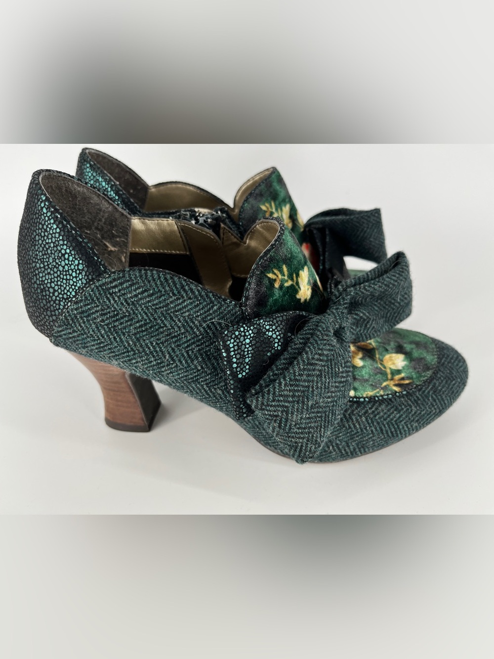Ruby Shoo Green Tweed Floral Velvet Bow Ankle Shoe Booties Size 8